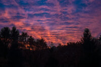 Sonnenaufgang im November über dem Vorgebirge