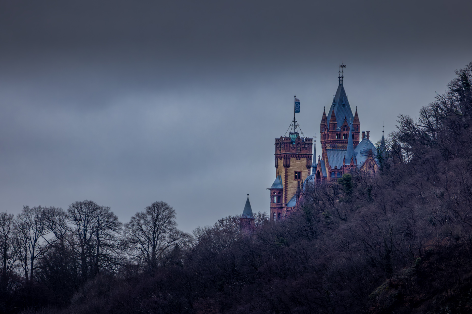 Schloss Drachenburg im Siebengebirge - Drehort für einige Folgen Bares für Rares