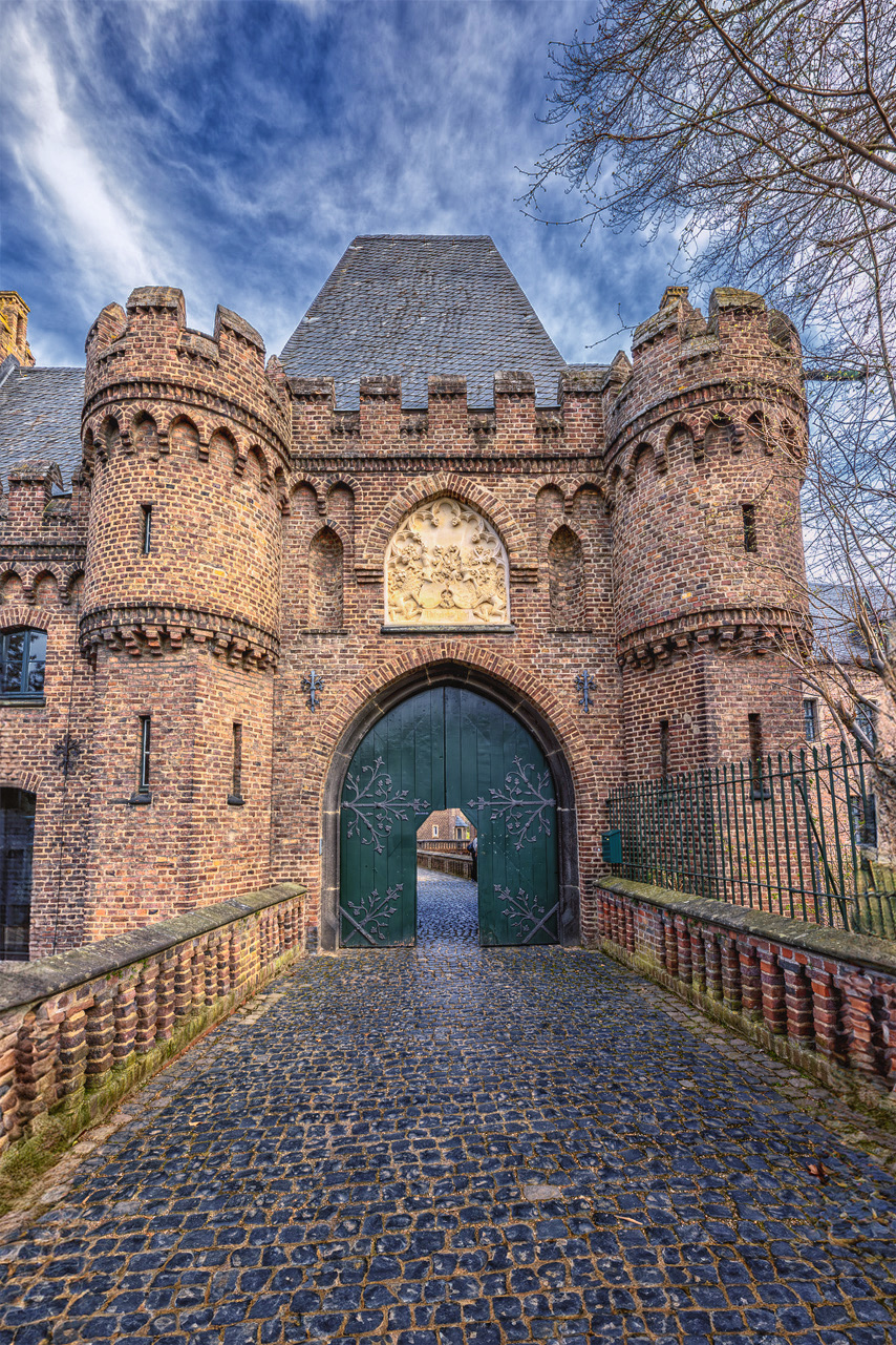 Eingangstor von Schloss Paffendorf