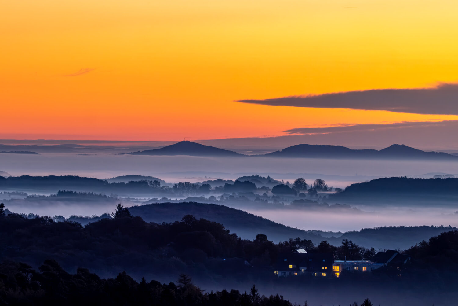 2024-10-FCa-007-Sonnenaufgang-Nordeifel Sonnenaufgang über der Nordeifel