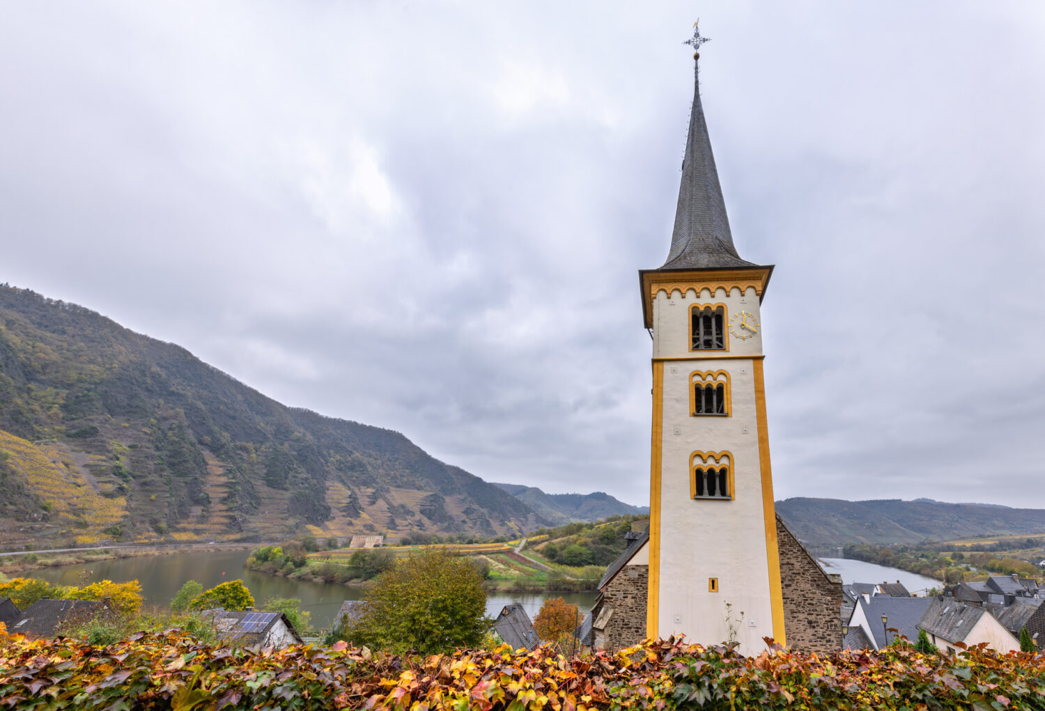 St. Laurentius in Bremm